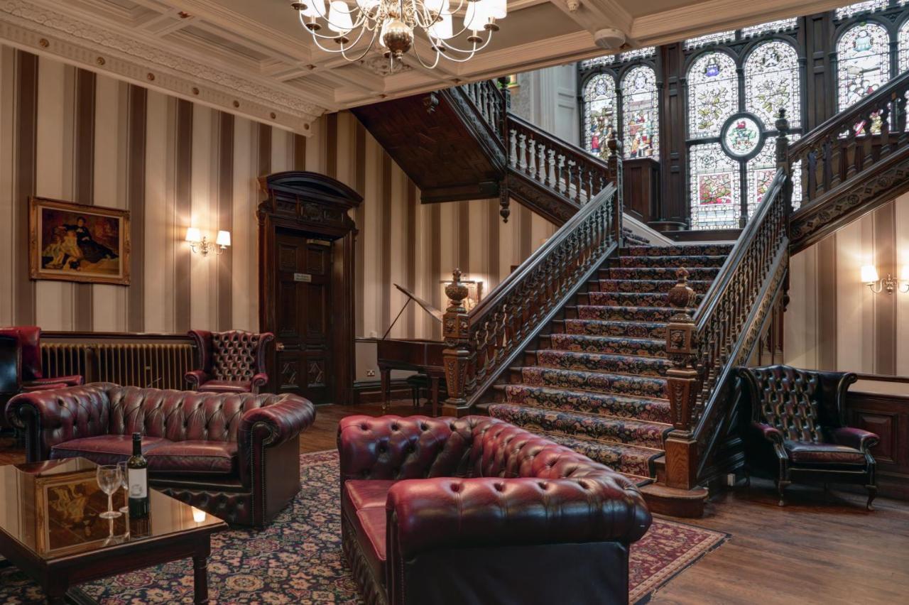 Burnley North Oaks Hotel And Leisure Club エクステリア 写真