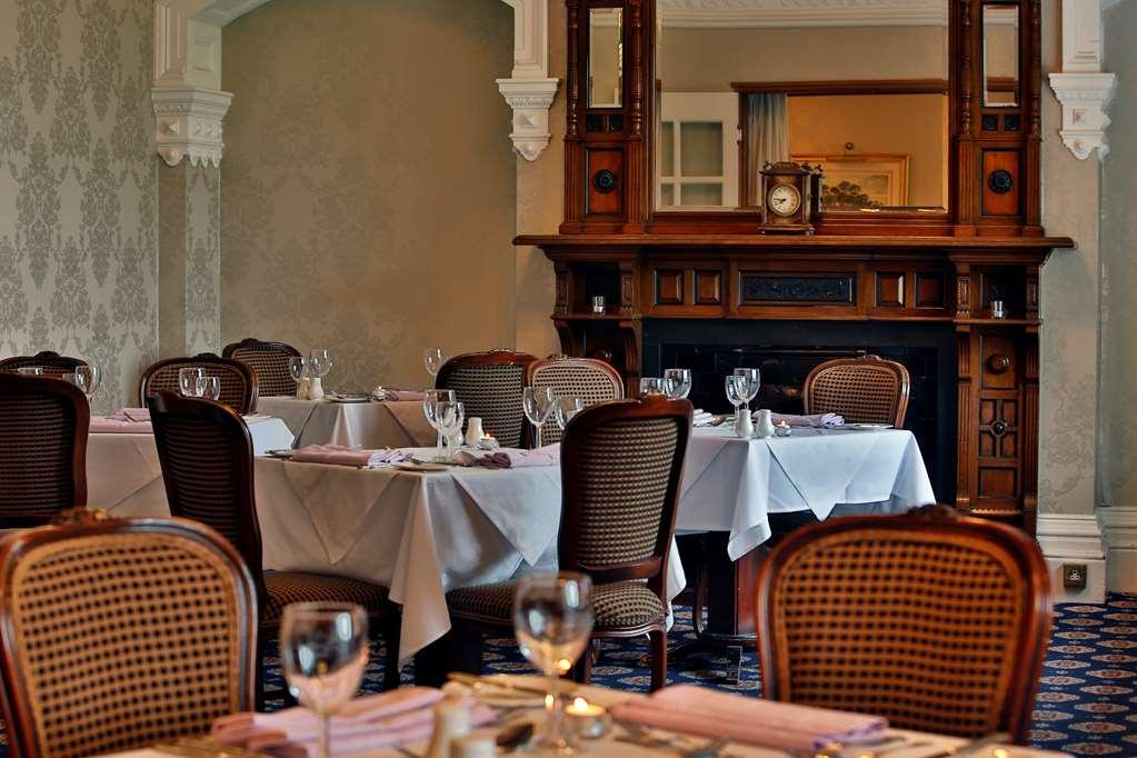 Burnley North Oaks Hotel And Leisure Club レストラン 写真