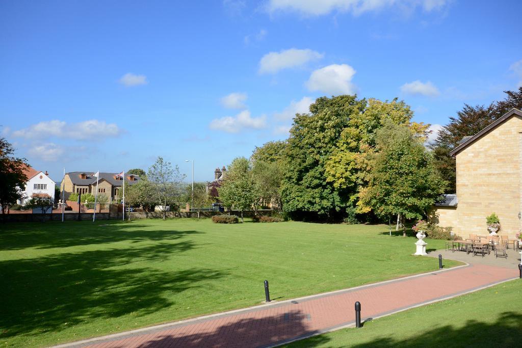 Burnley North Oaks Hotel And Leisure Club エクステリア 写真