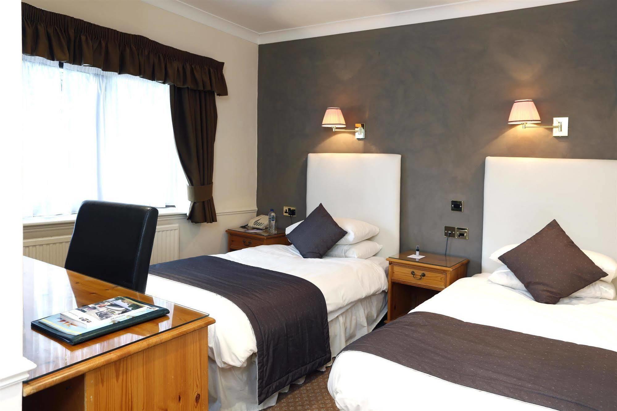 Burnley North Oaks Hotel And Leisure Club エクステリア 写真